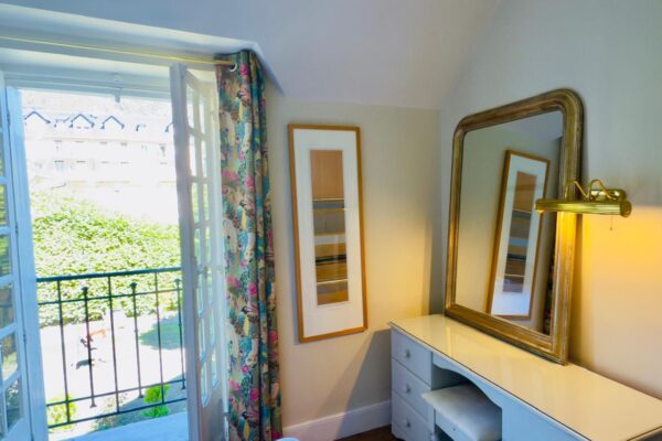 PHOTO-2026-04-08-12-52-52